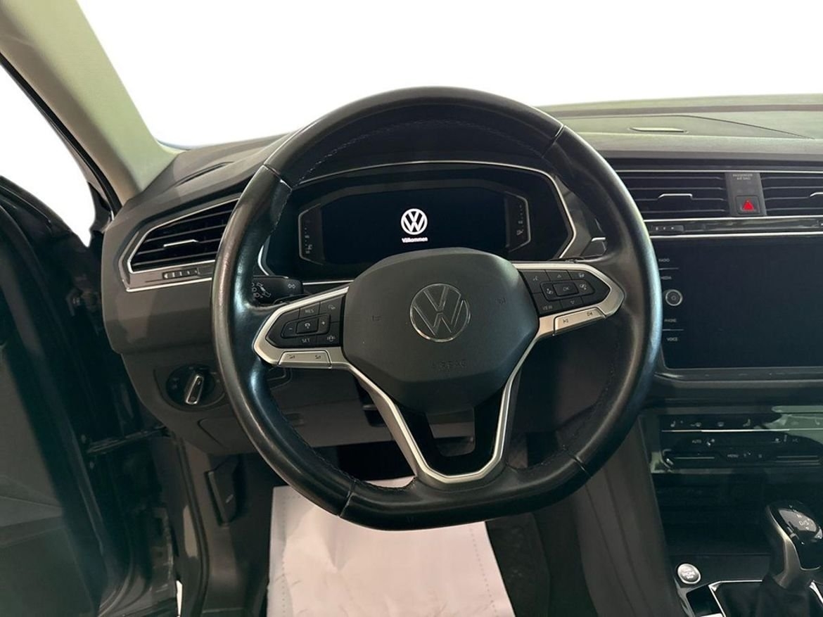 Volkswagen Tiguan 2021, bild 7/10