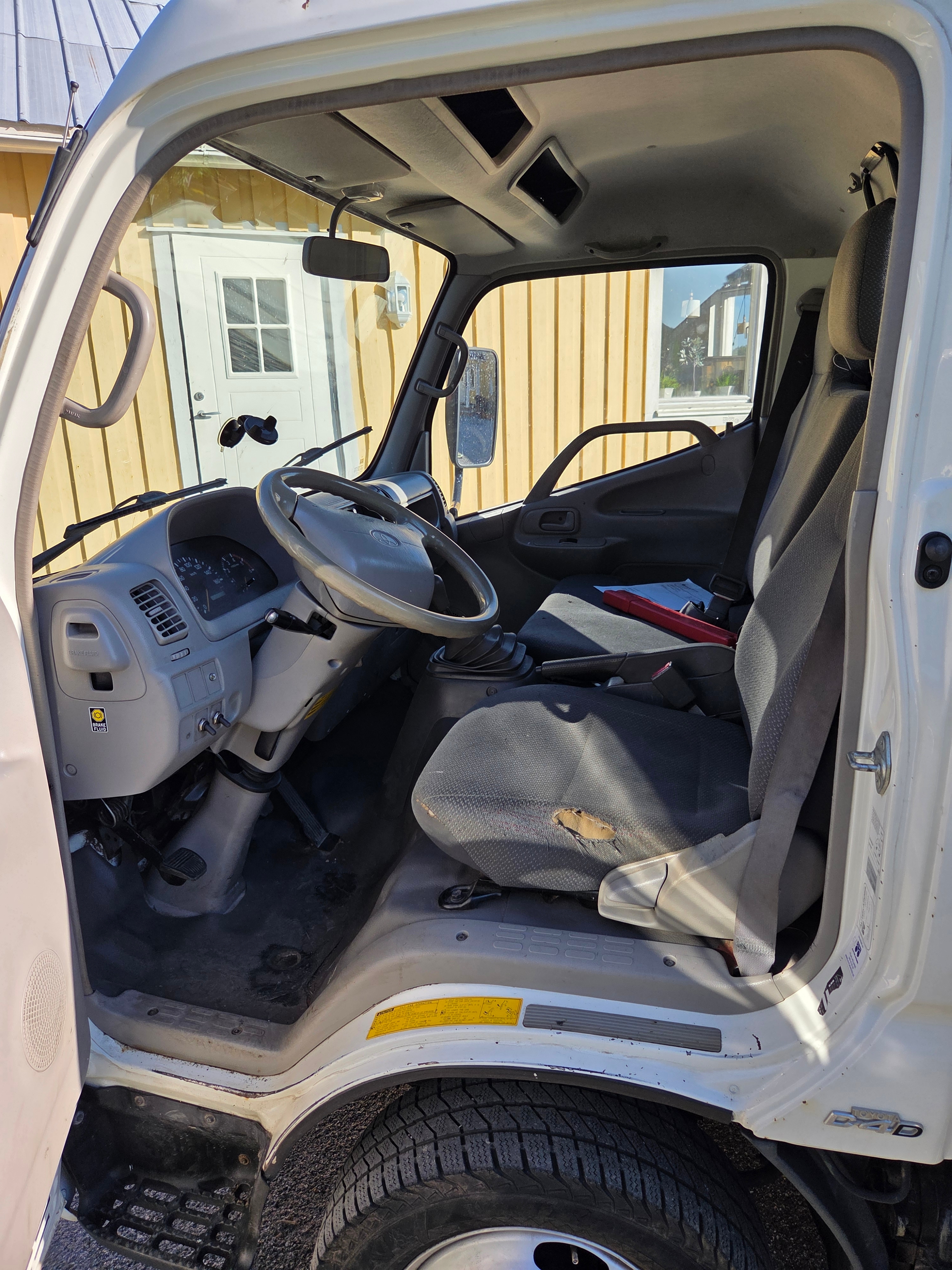 Toyota Dyna Chassi 3.0 D-4D Manuell 2012, bild 6/7