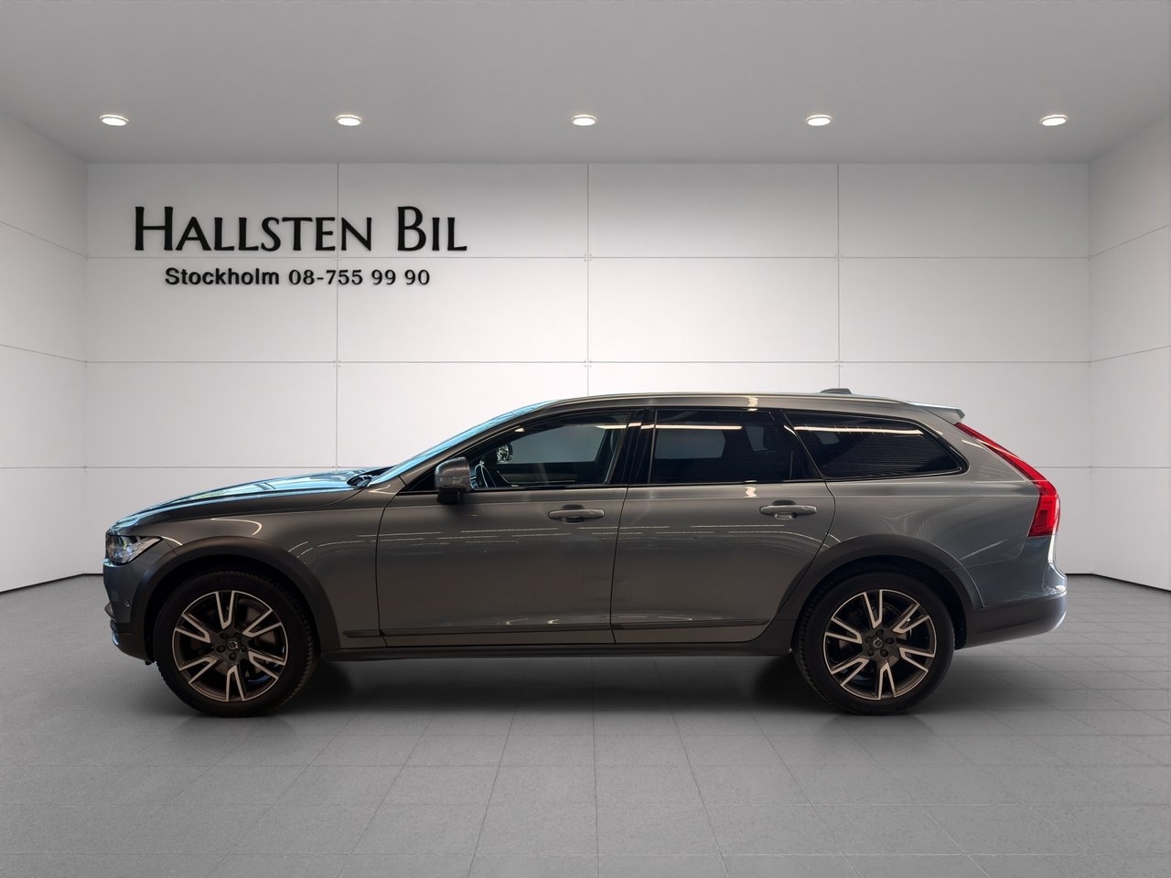 Volvo V90 Cross Country