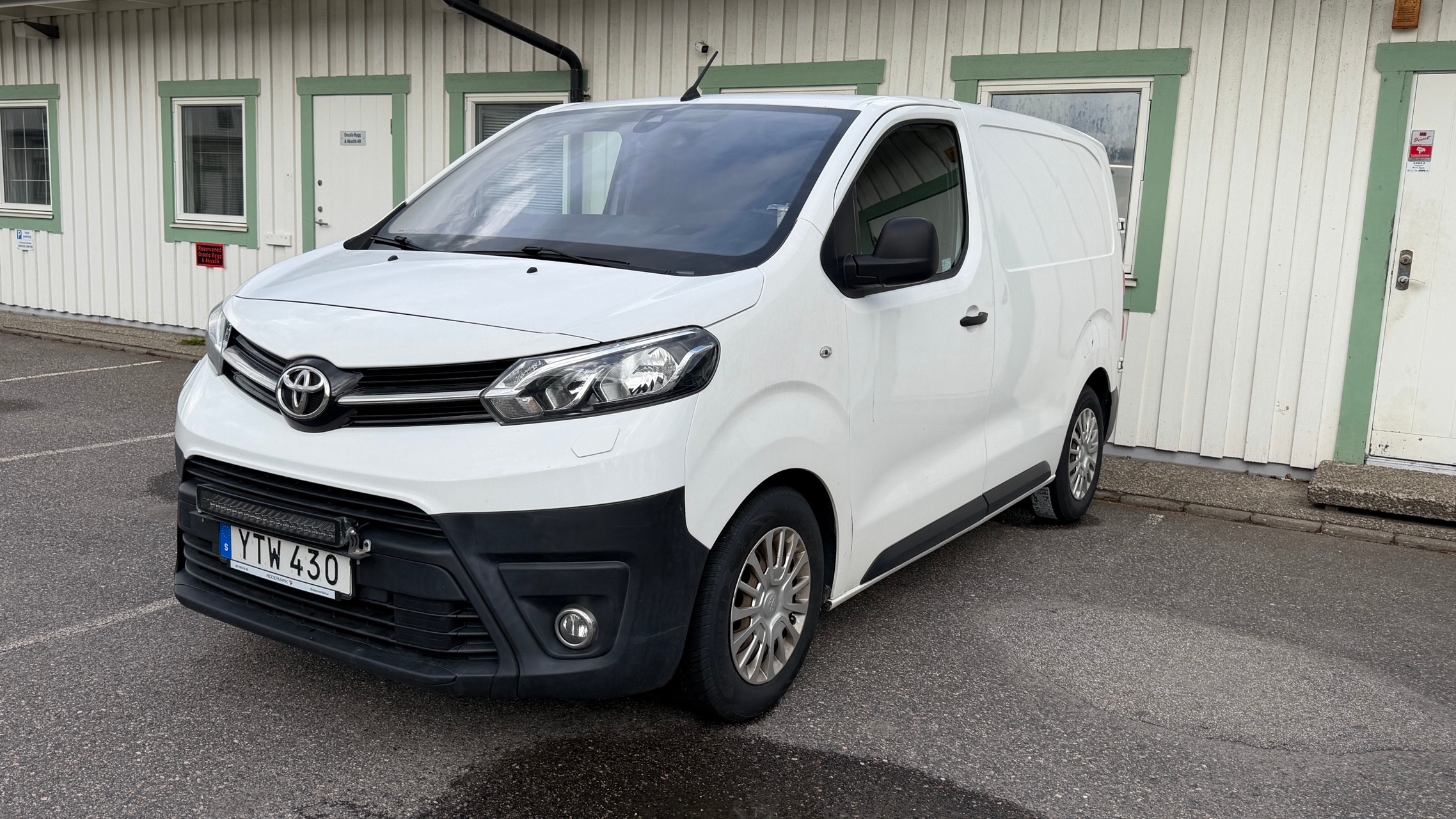Toyota Proace 1.6 D-4D Manuell 2018, bild 3/10