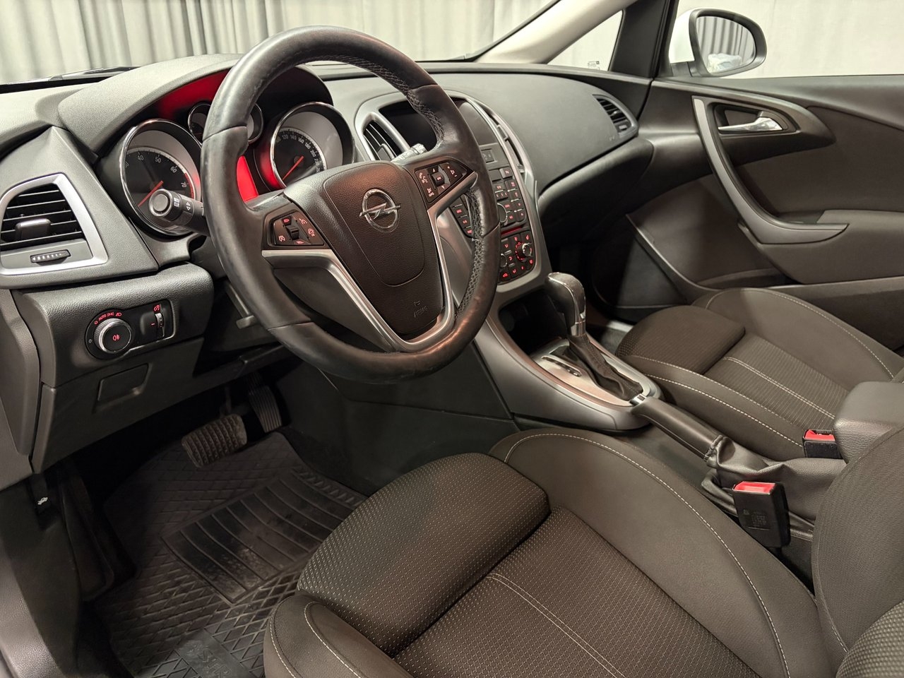 Opel Astra 2015, bild 7/10
