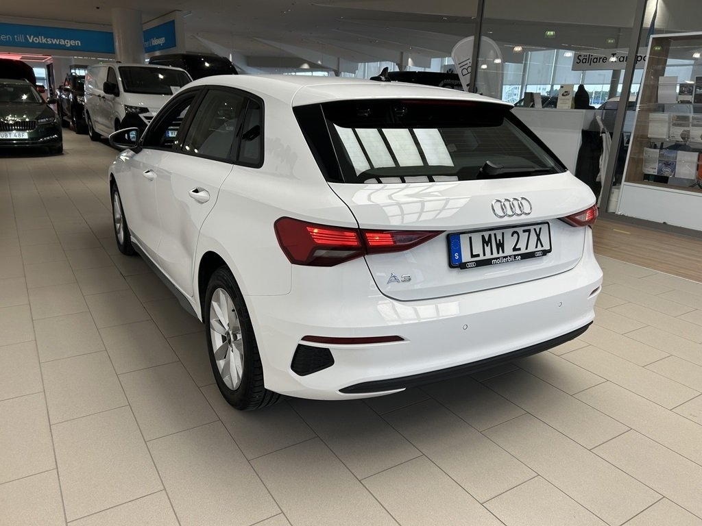 Audi A3 Sportback 35 TFSI 150hk PROLINE 2023, bild 7/10