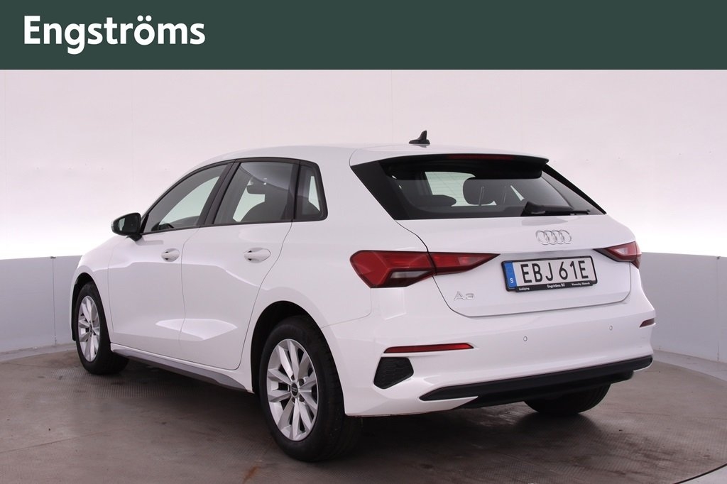 Audi A3 Sportback TFSI PROLINE 150hk 2023, bild 4/10