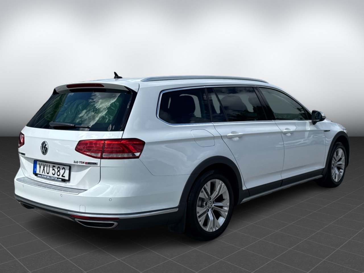 Volkswagen Passat 2018, bild 7/10