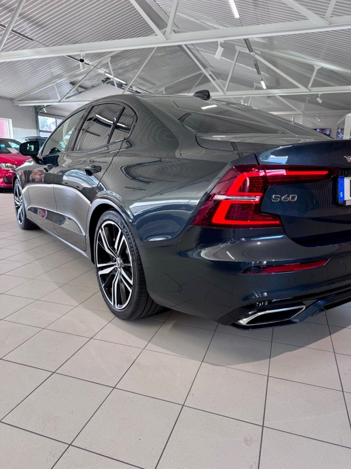 Volvo S60 T5 R-Design / Drag / 19” hjul 2020, kuva 5/26