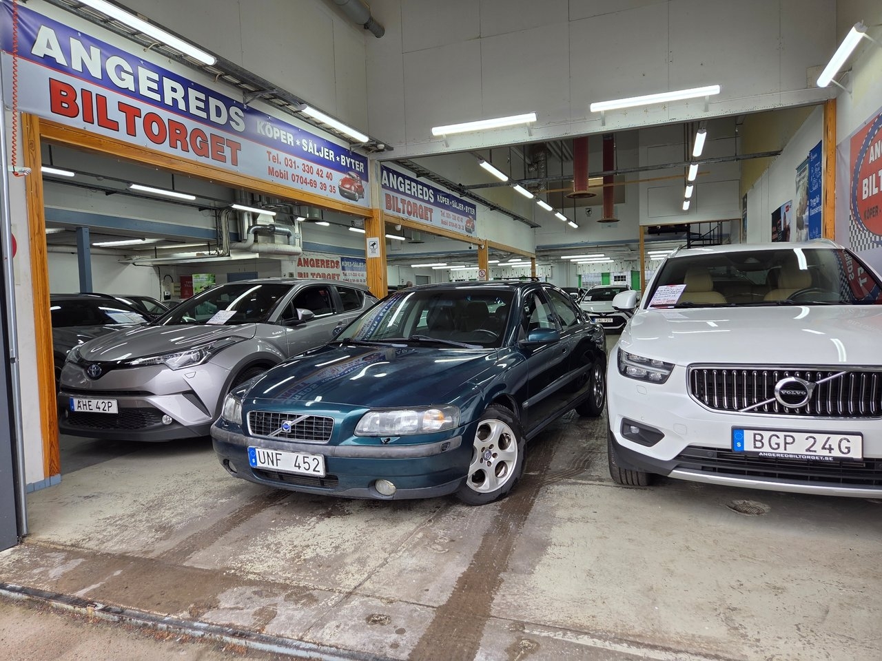 Volvo S60 2.4 Business NY BES 2004, bild 2/14