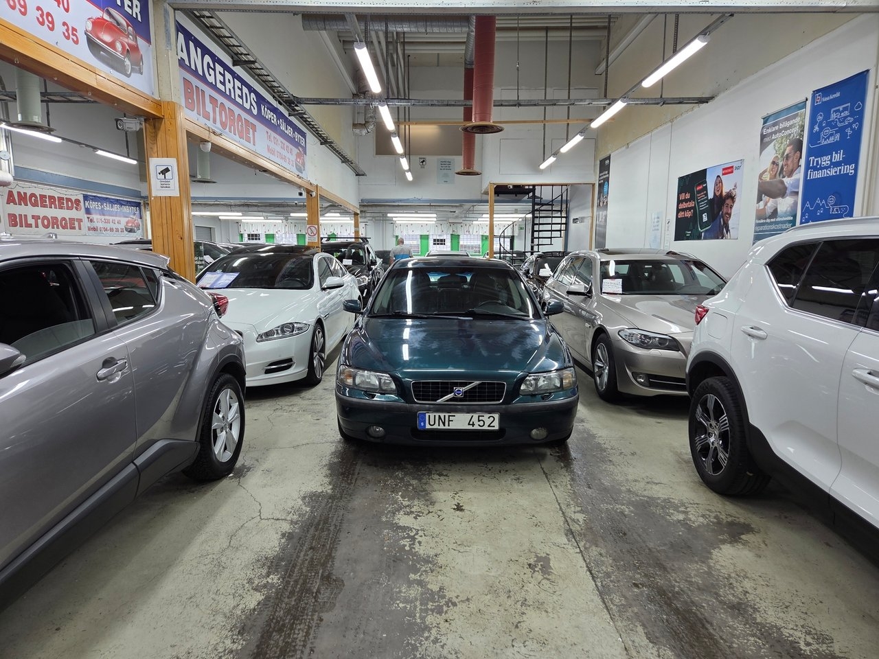 Volvo S60 2.4 Business NY BES 2004, bild 3/14