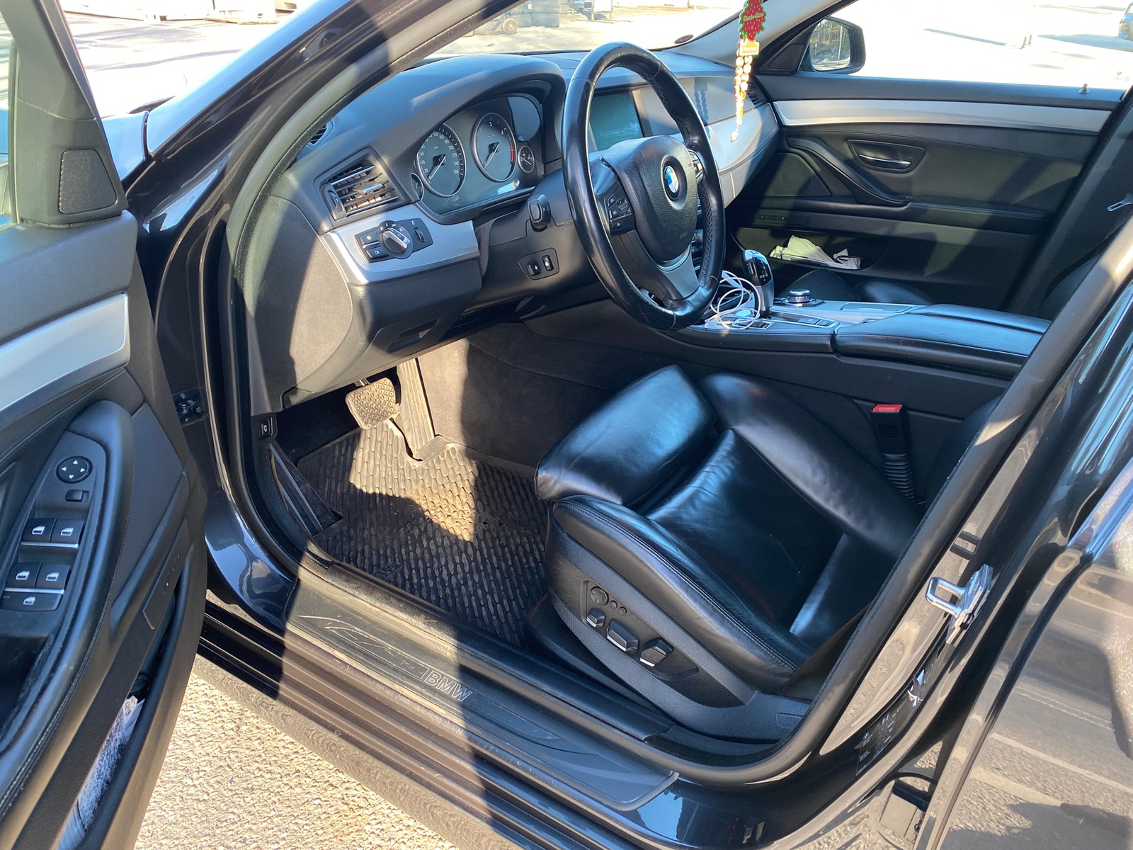 BMW 520 d Touring Steptronic 2011, bild 7/10