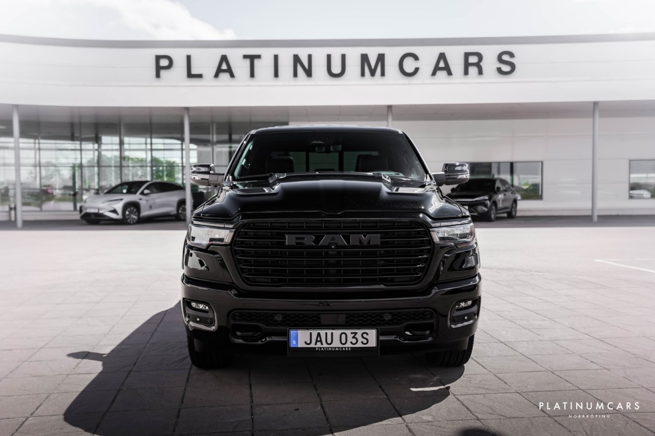 RAM 1500 Laramie Night Premium 2026 2026, bild 3/10