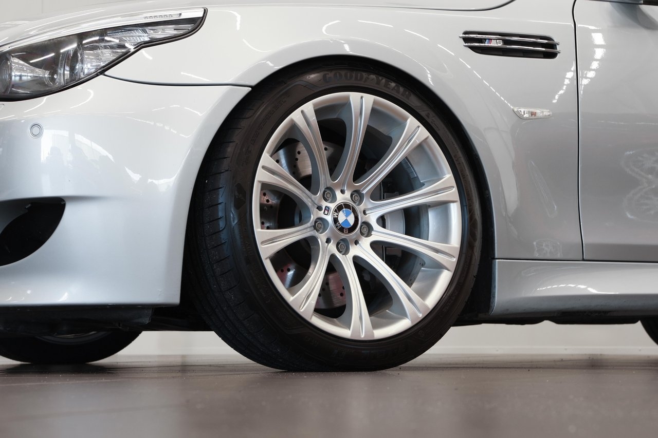 BMW M5 Touring V10 2007, photo 4/23