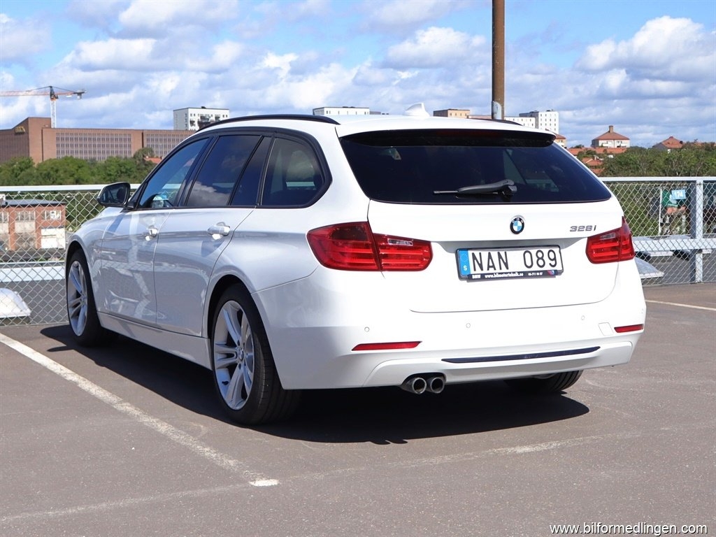 BMW 328 2013, bild 3/25