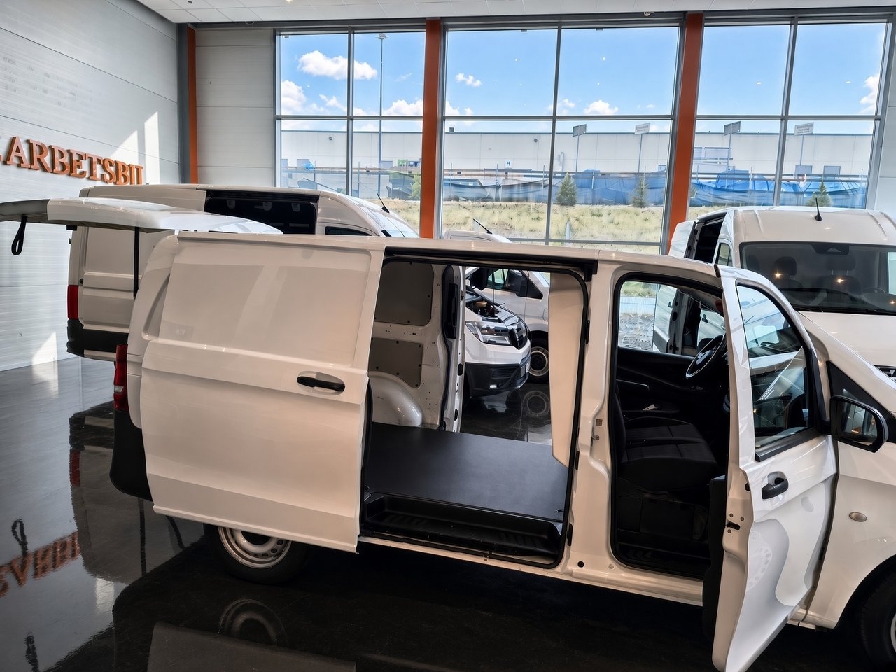 Mercedes-Benz Vito 2017, bild 2/10