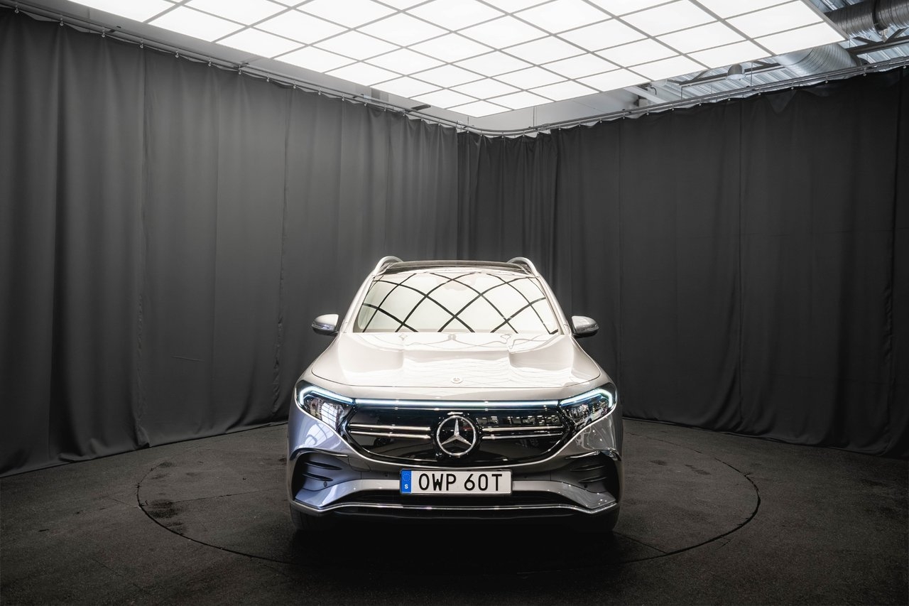 Mercedes-Benz EQB 2023, photo 4/10