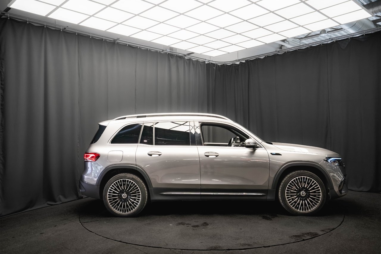 Mercedes-Benz EQB 2023, photo 6/10