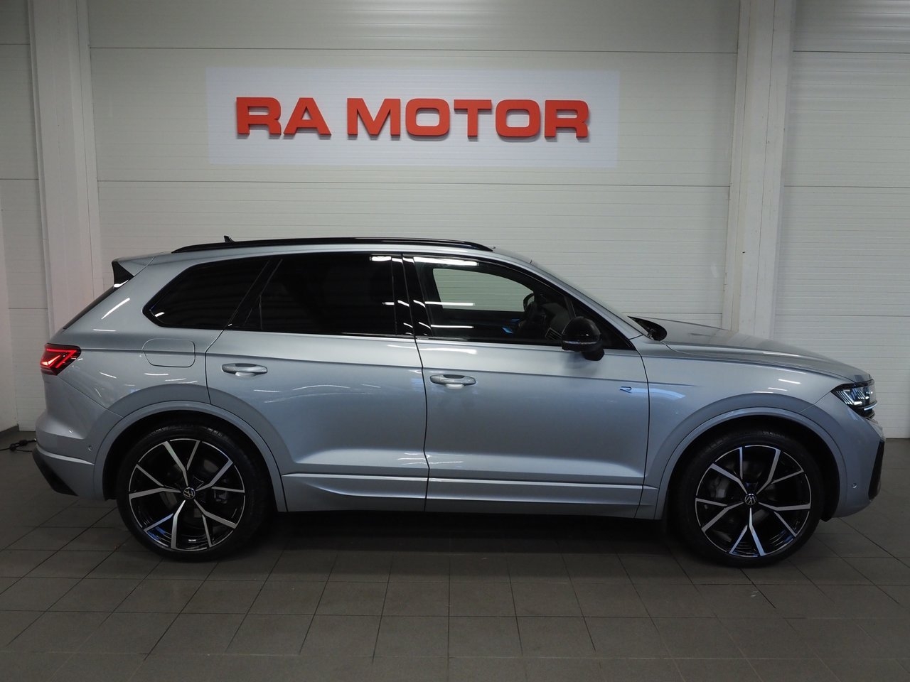 Volkswagen Touareg 3.0 V6 TDI SCR R-Line 2026, kuva 4/10