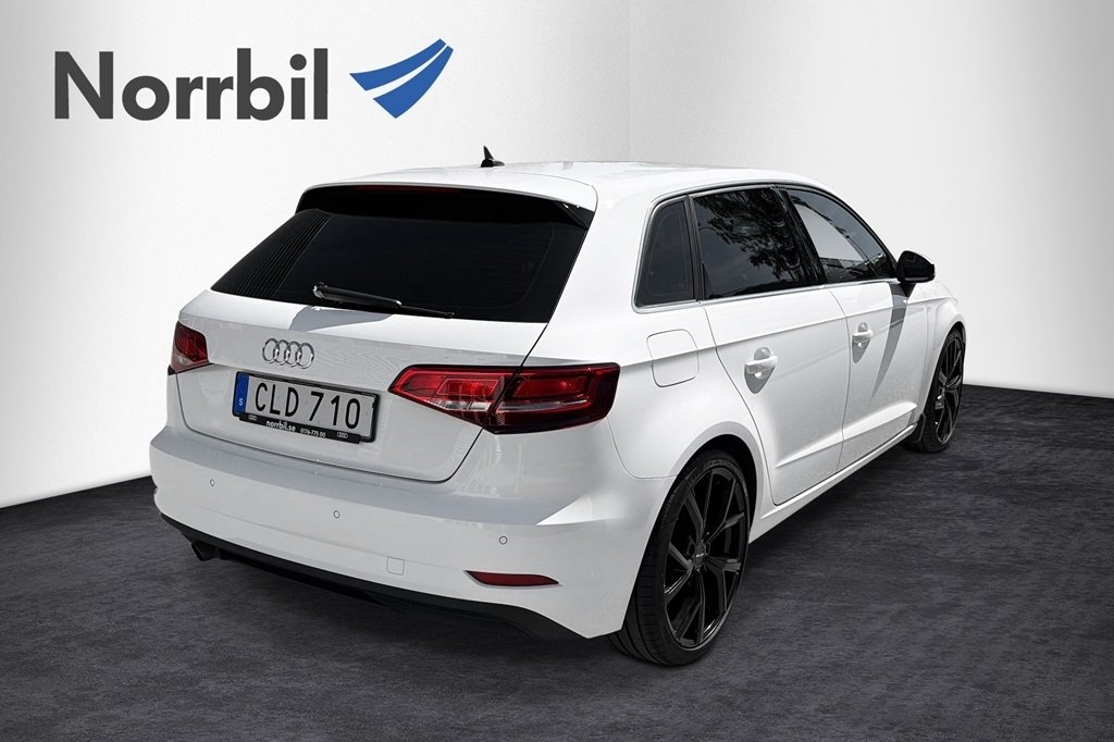 Audi A3 2019, kuva 7/17