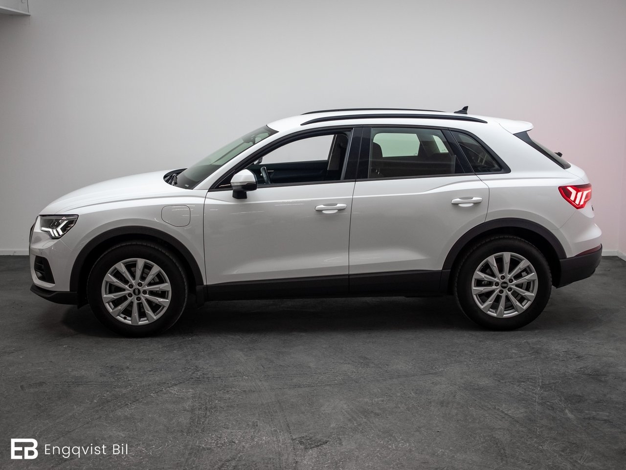 Audi Q3 45 TFSI e S Tronic PROLINE 2022, bild 3/38