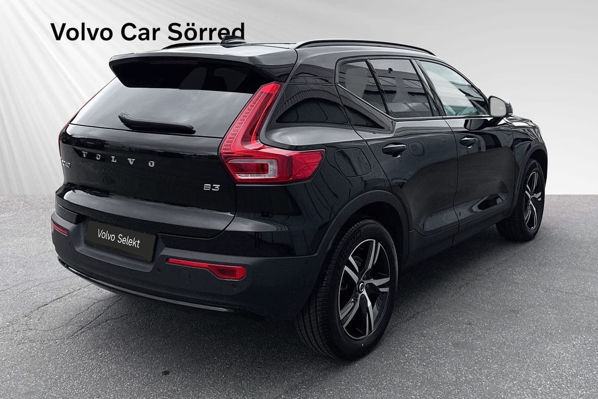Volvo XC40 B3 FWD Bensin Plus Dark 2026, bild 5/10