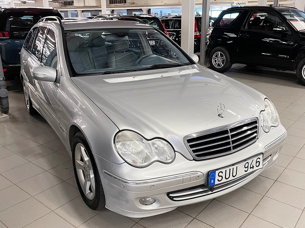 Mercedes-Benz C 220 T CDI Automat 150hk 2005, photo 2/6