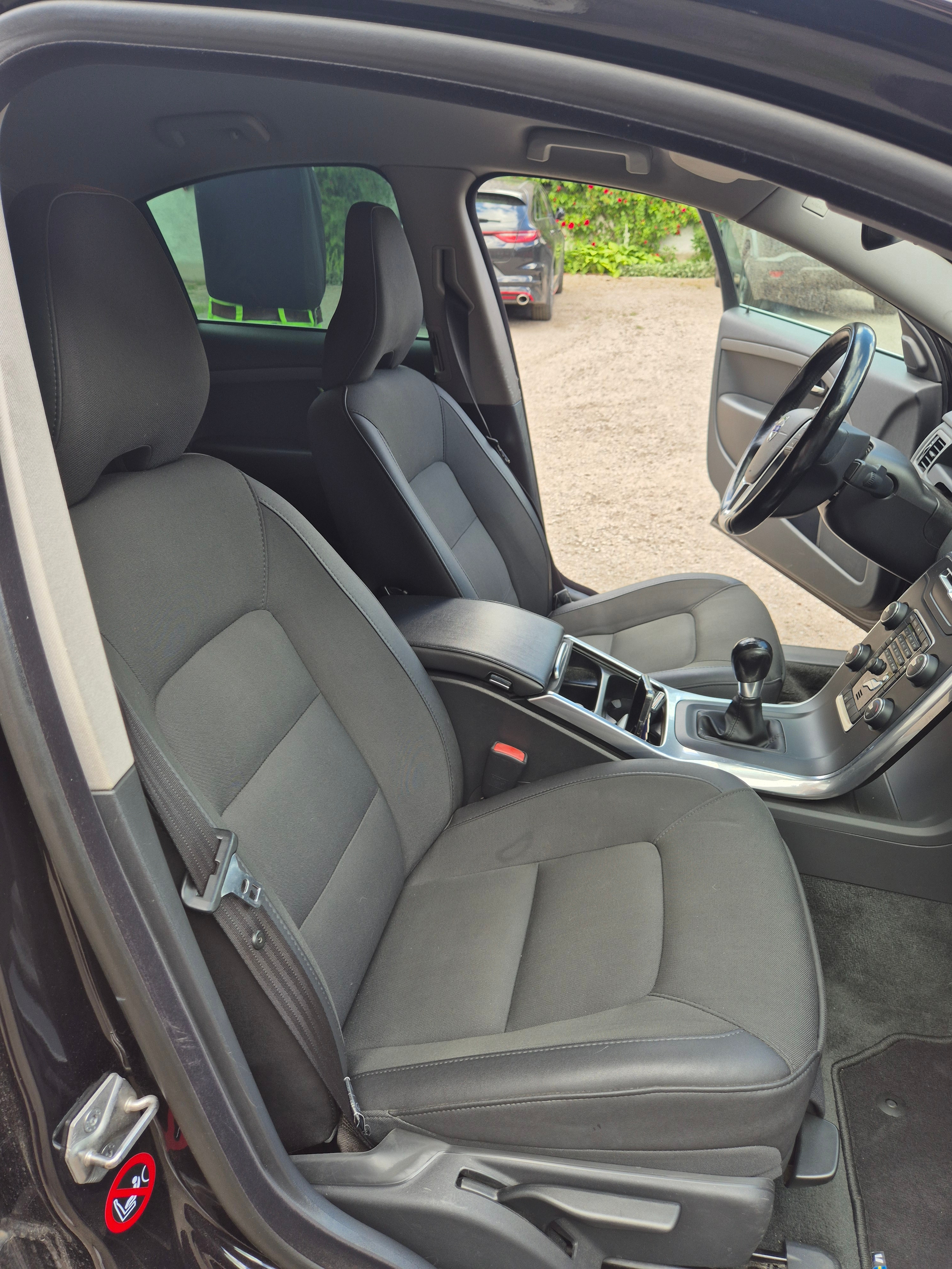 Volvo S80 D2 Manuell 2014, photo 4/8