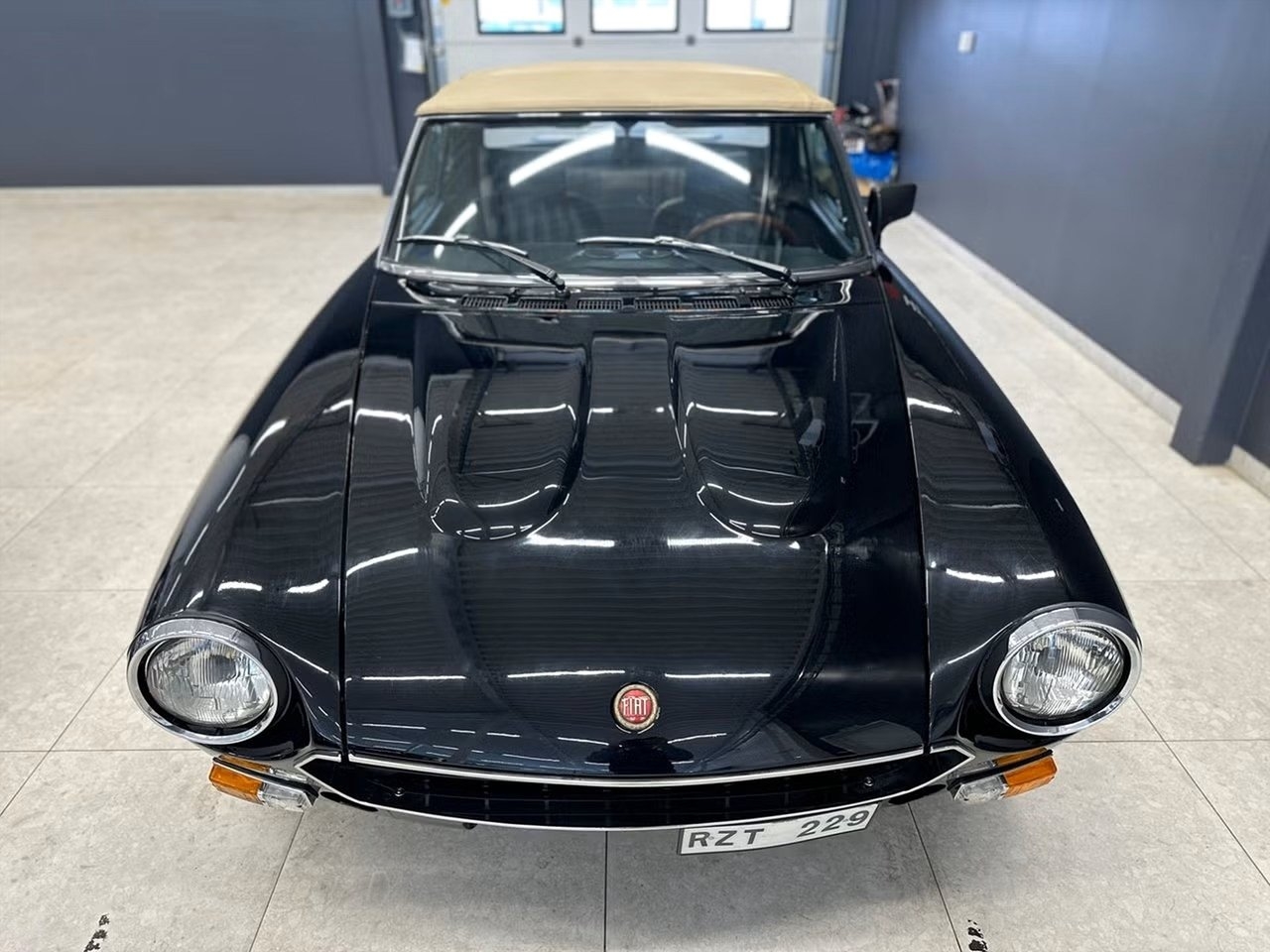 Fiat Spider 124 Pininfarina 2000 (1981) 1981, bild 3/10
