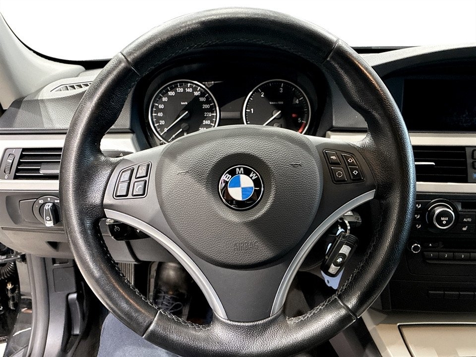 BMW 320 d Touring 184hk Xdrive 2012, bild 7/17