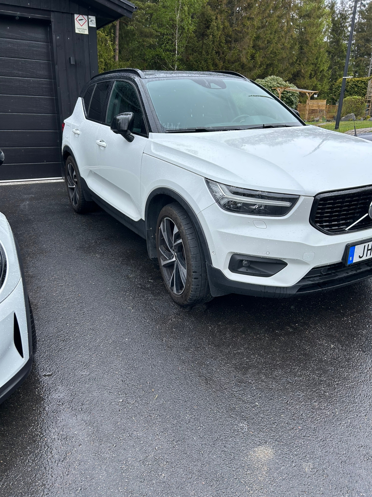 Volvo XC40 D4 AWD Geartronic 2018, kuva 2/5