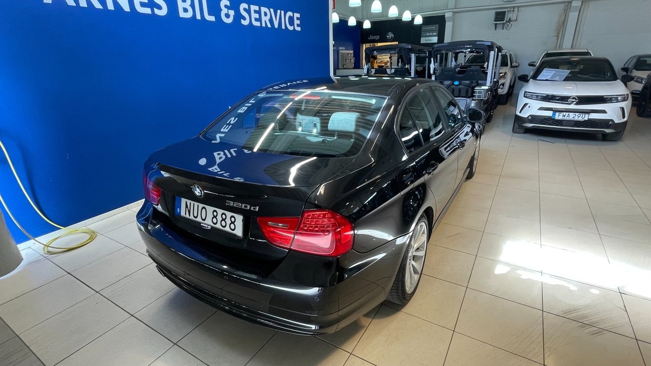 BMW 320 d Sedan Euro 5 2012, photo 3/6