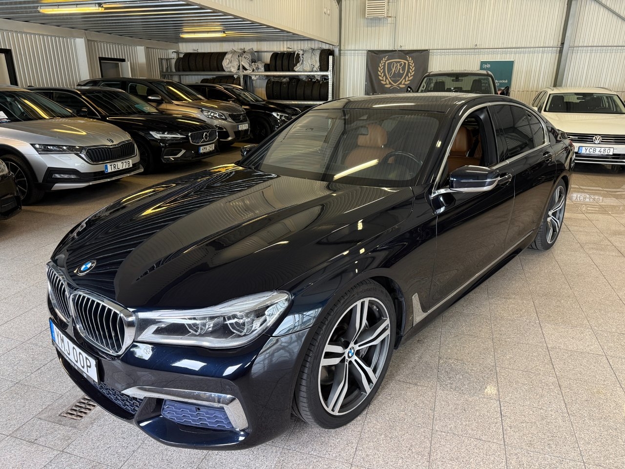 BMW 750 i xDrive M Sport 450hk B&W 2016, photo 7/20
