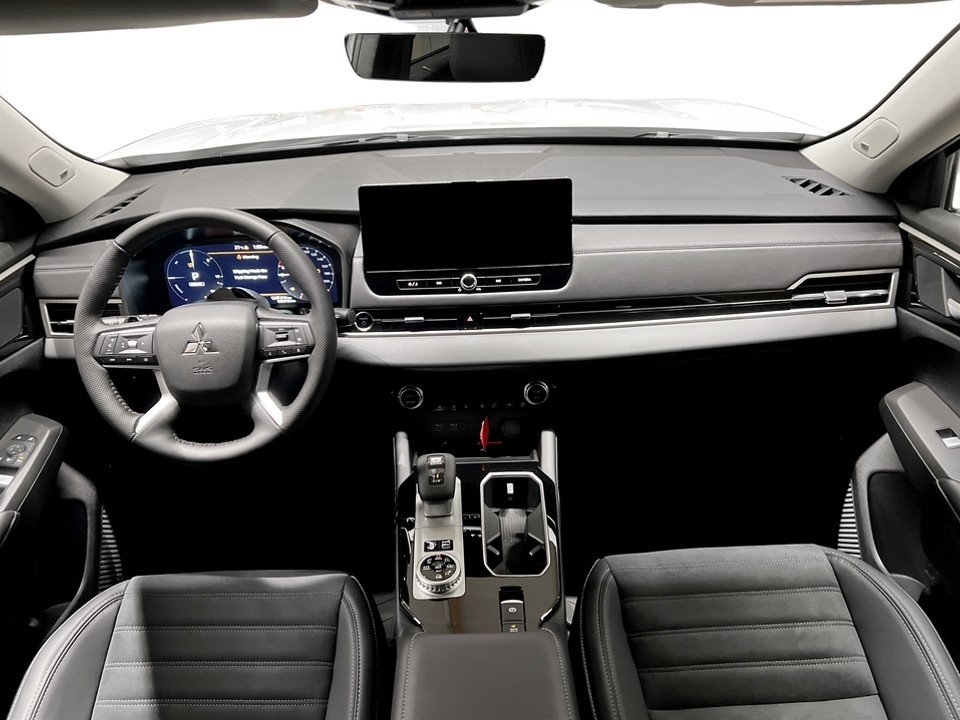 Mitsubishi Outlander Invite PHEV 4WD 2026, bild 5/10