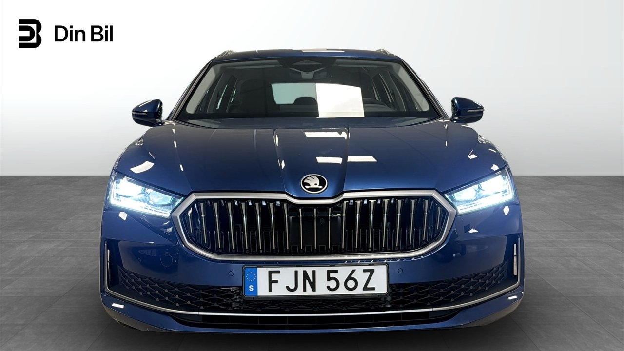 Skoda Superb 2025, bild 4/12