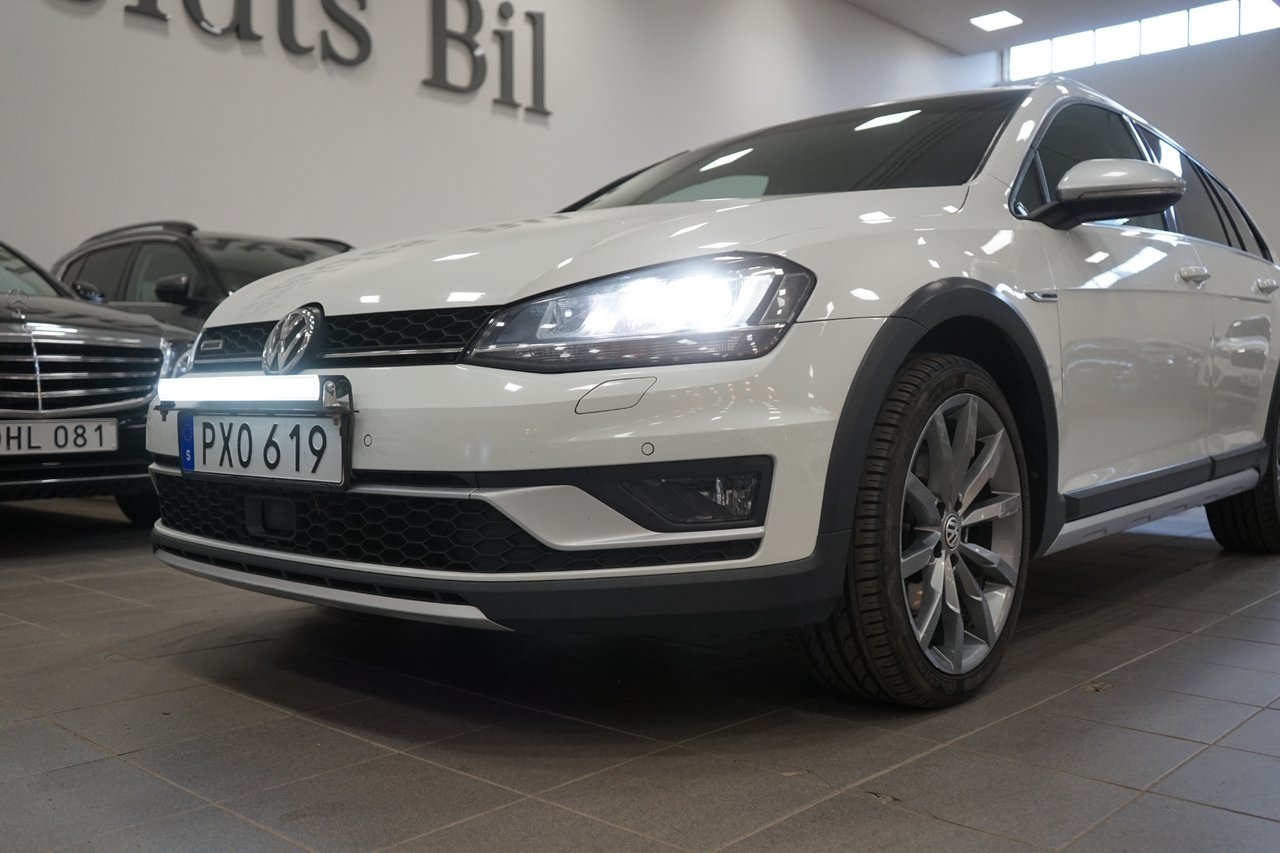 Volkswagen Golf 2.0 TDI 4Motion Alltrack 2017, bild 7/10