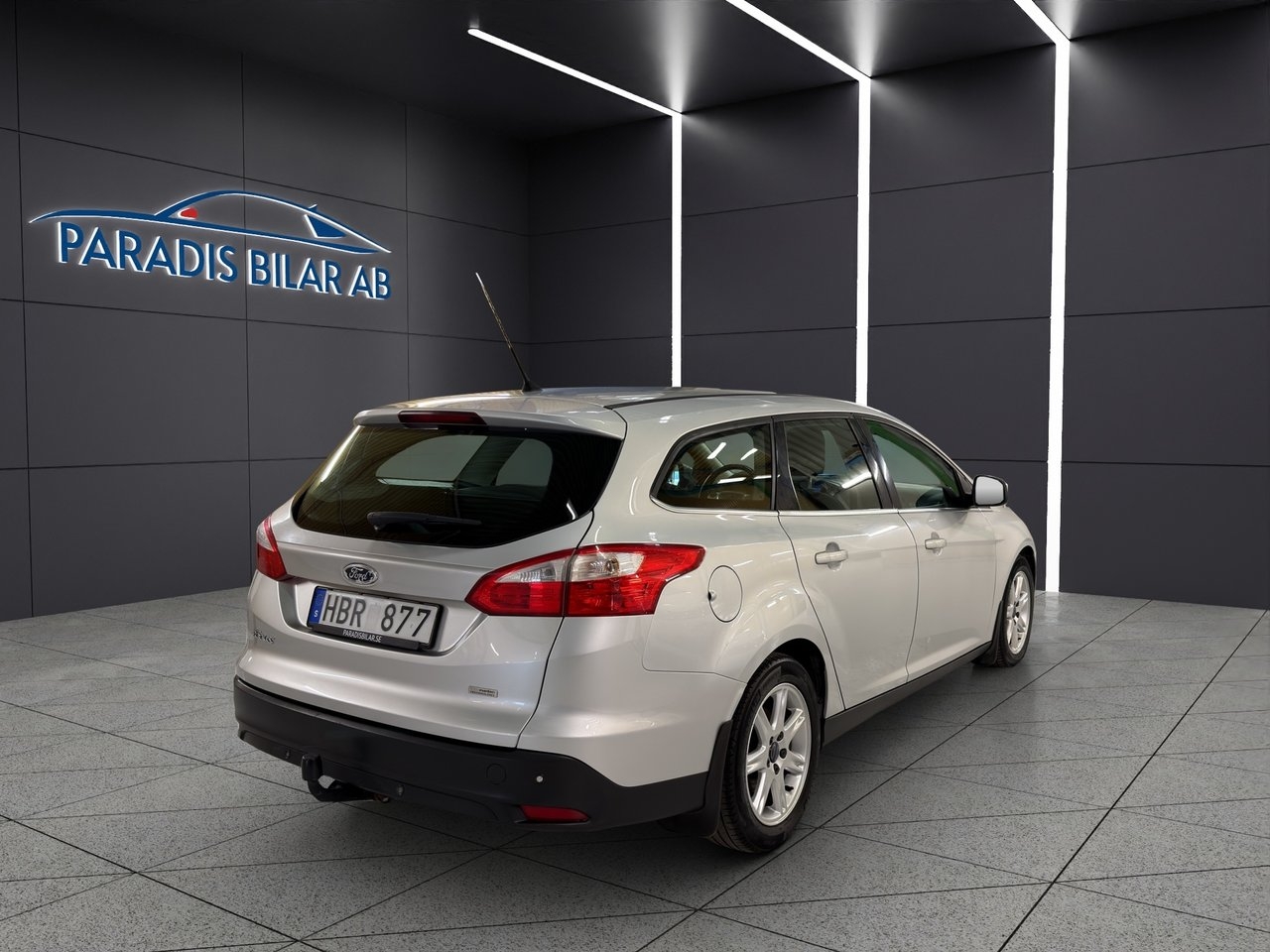 Ford Focus 2012, photo 5/35