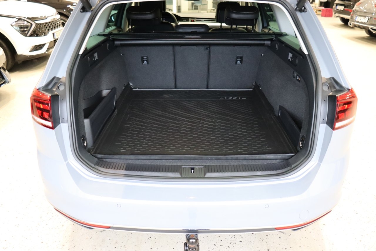 Volkswagen Passat 2023, bild 7/27