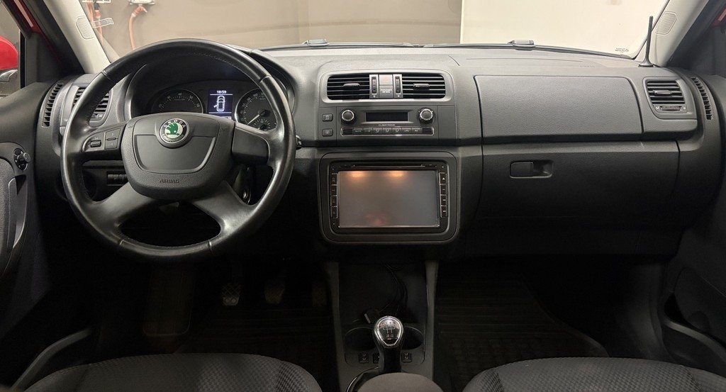Skoda Fabia 1.2 TSI Elegance 1 Ägare 2012, bild 7/9