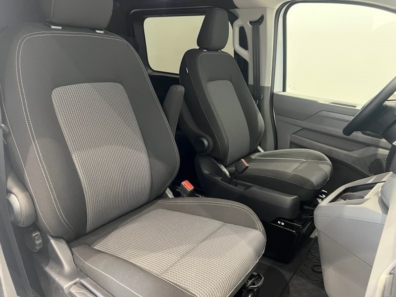 Volkswagen Transporter 2026, photo 7/10