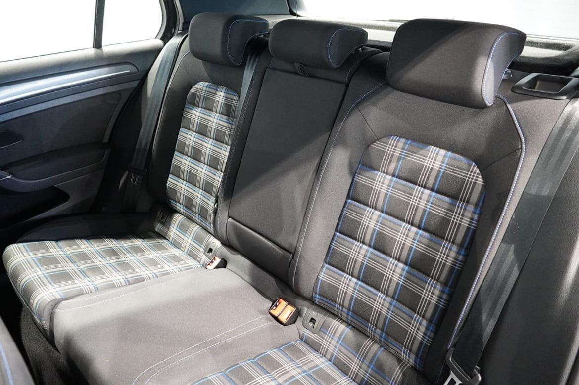Volkswagen Golf GTE 2020, bild 7/10
