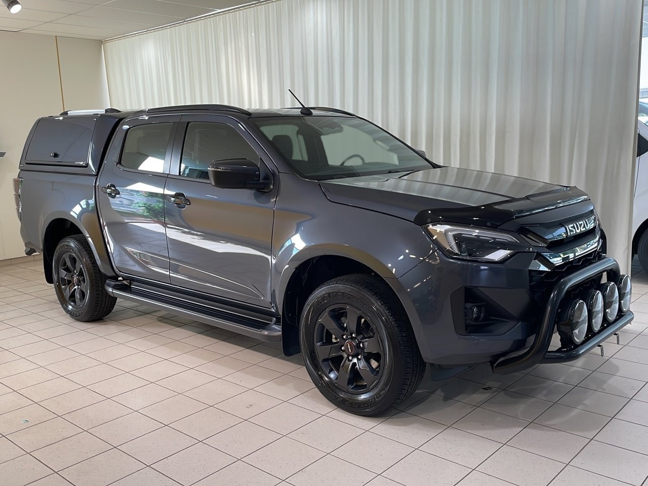 Isuzu D-max