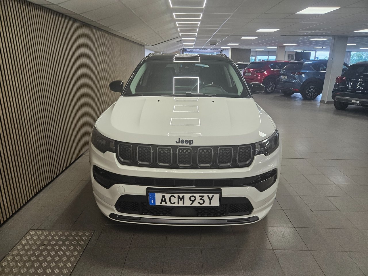 Jeep Compass 4xe Plug-In Hybrid 2022, photo 2/11