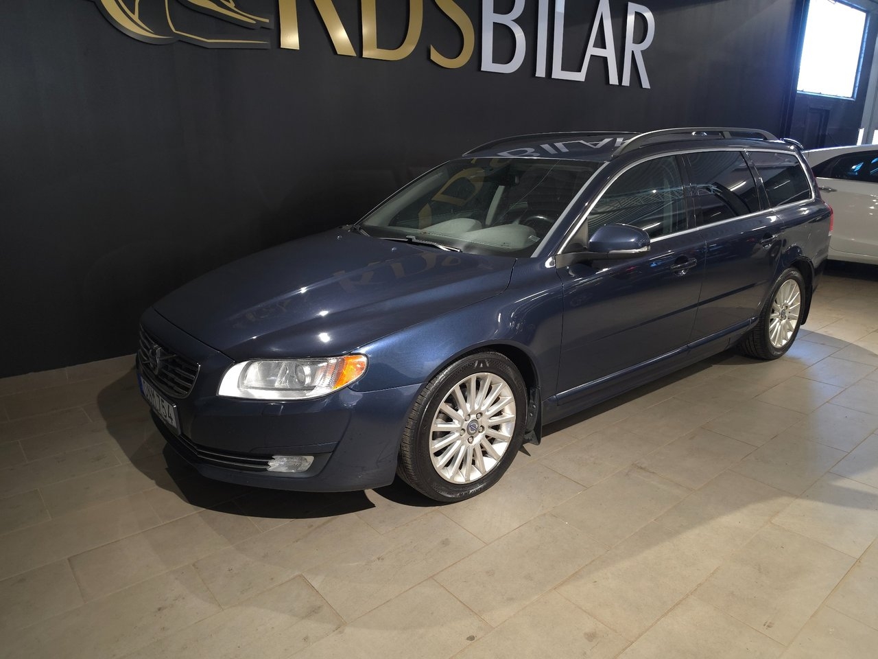 Volvo V70 2014, kuva 2/10