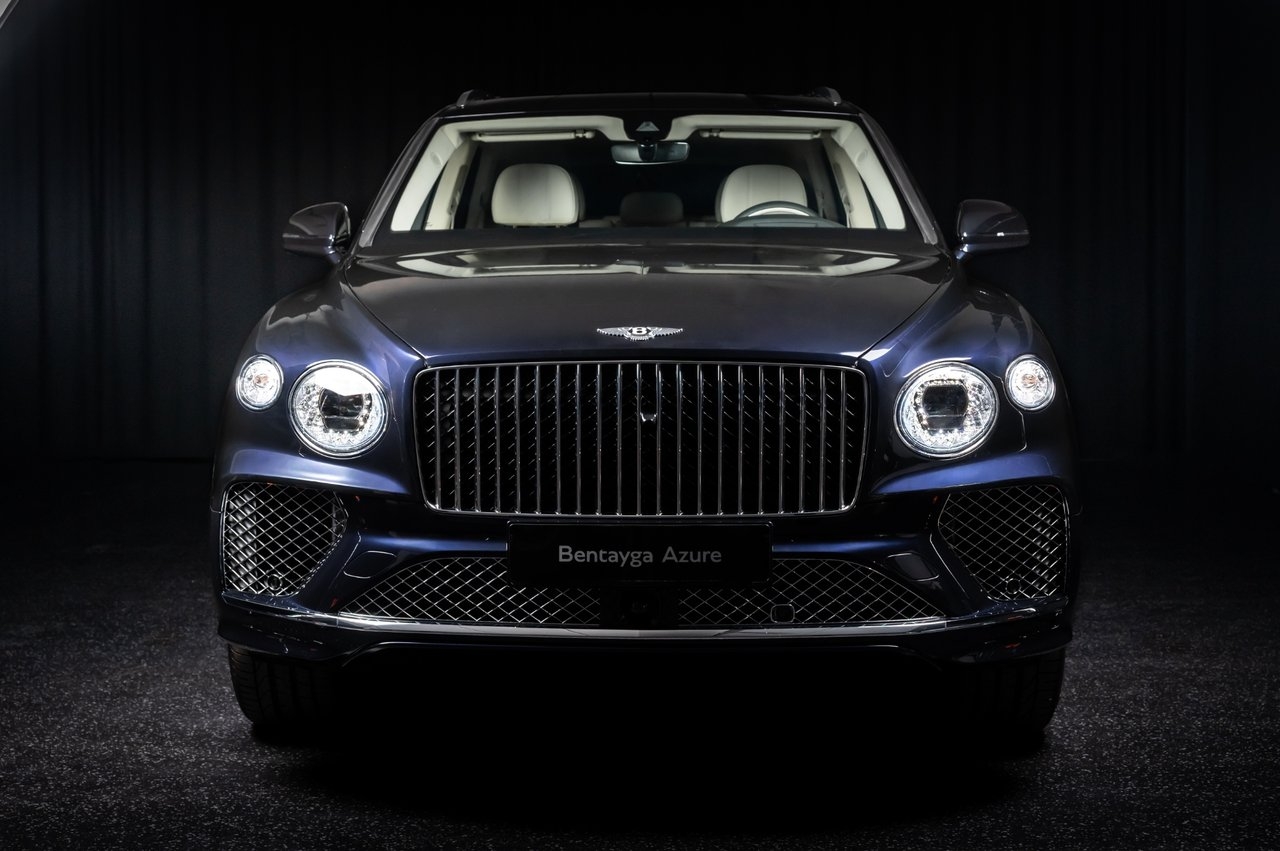 Bentley Bentayga 4.0 V8 Azure 2026, bild 2/10
