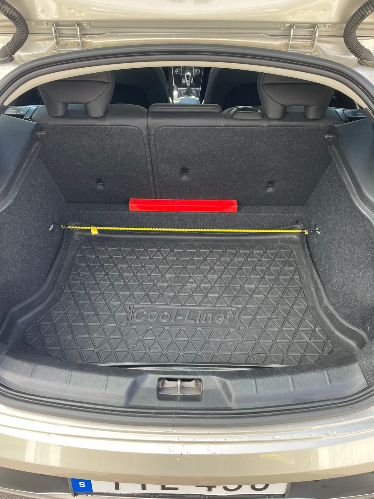 Volvo V40 Cross Country D3 Manuell 2018, bild 8/8