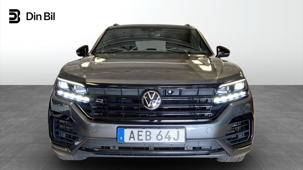 Volkswagen Touareg R 3.0 TSI e-Hybrid 2023, photo 4/10