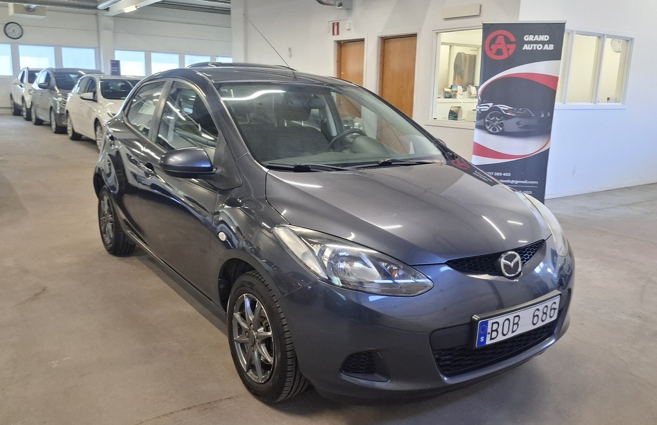 Mazda 2