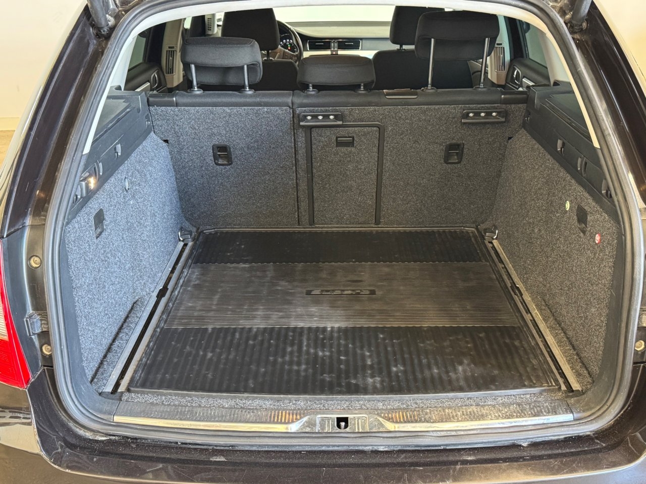 Skoda Superb 2013, bild 7/18