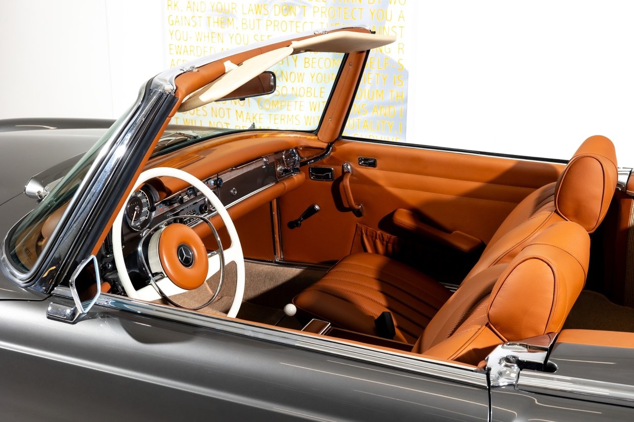 Mercedes-Benz SL 280 Pagoda 1970, kuva 3/10