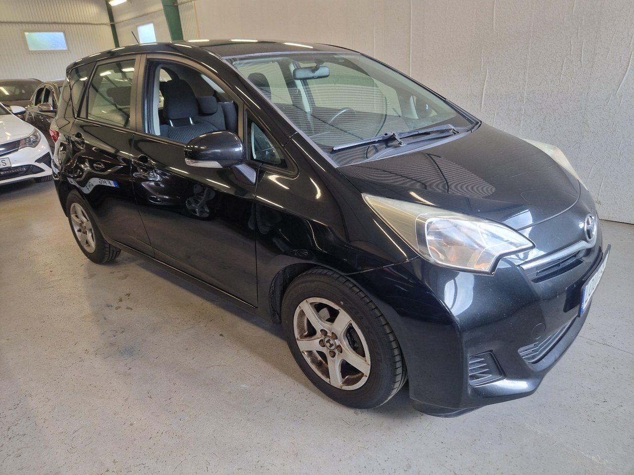 Toyota Verso-S 2011, bild 2/10