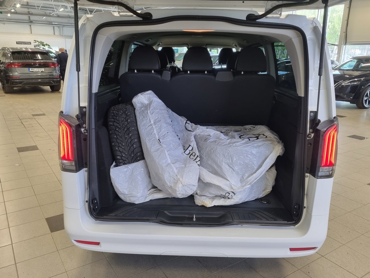 Mercedes-Benz Vito 2025, photo 6/10