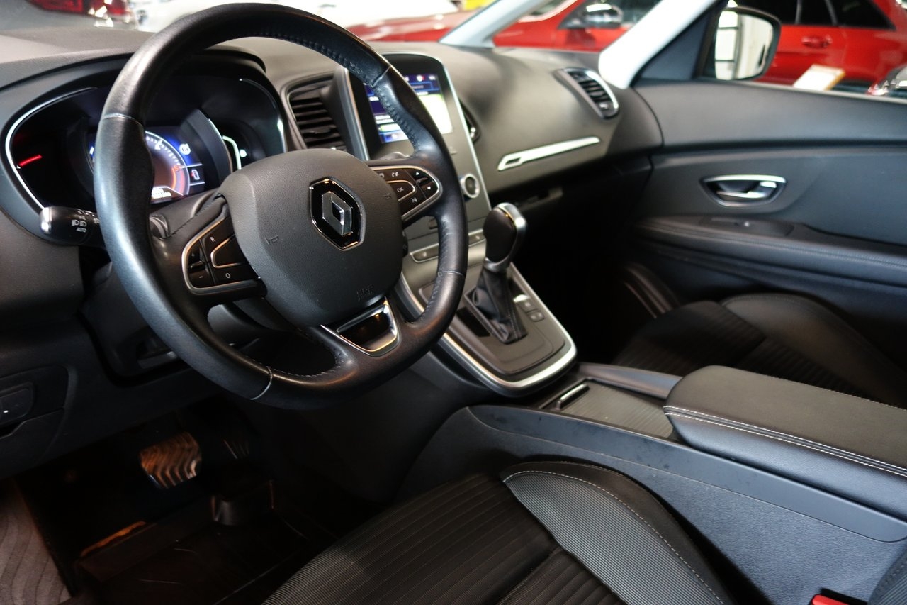 Renault Grand Scenic 2017, bild 5/6