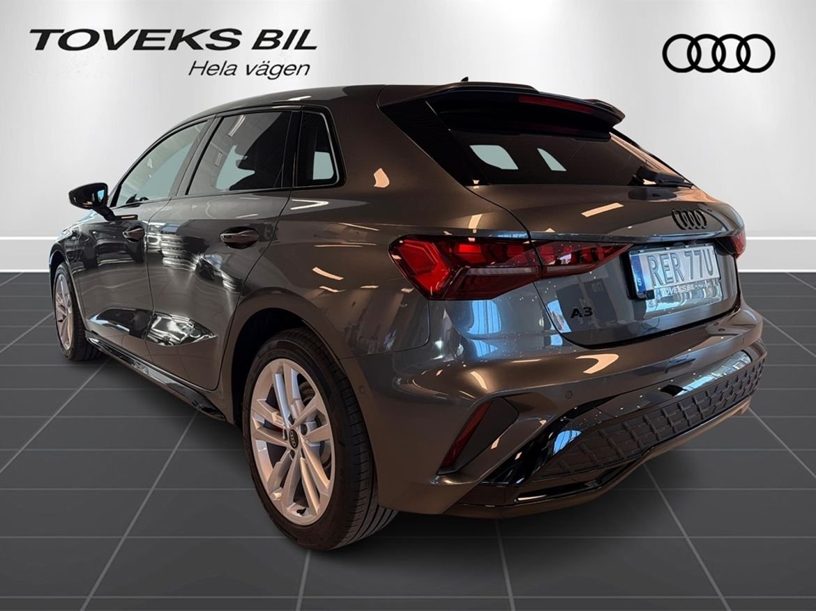 Audi A3 S Line 272Hk/Drag/Sonos 2026, photo 5/10